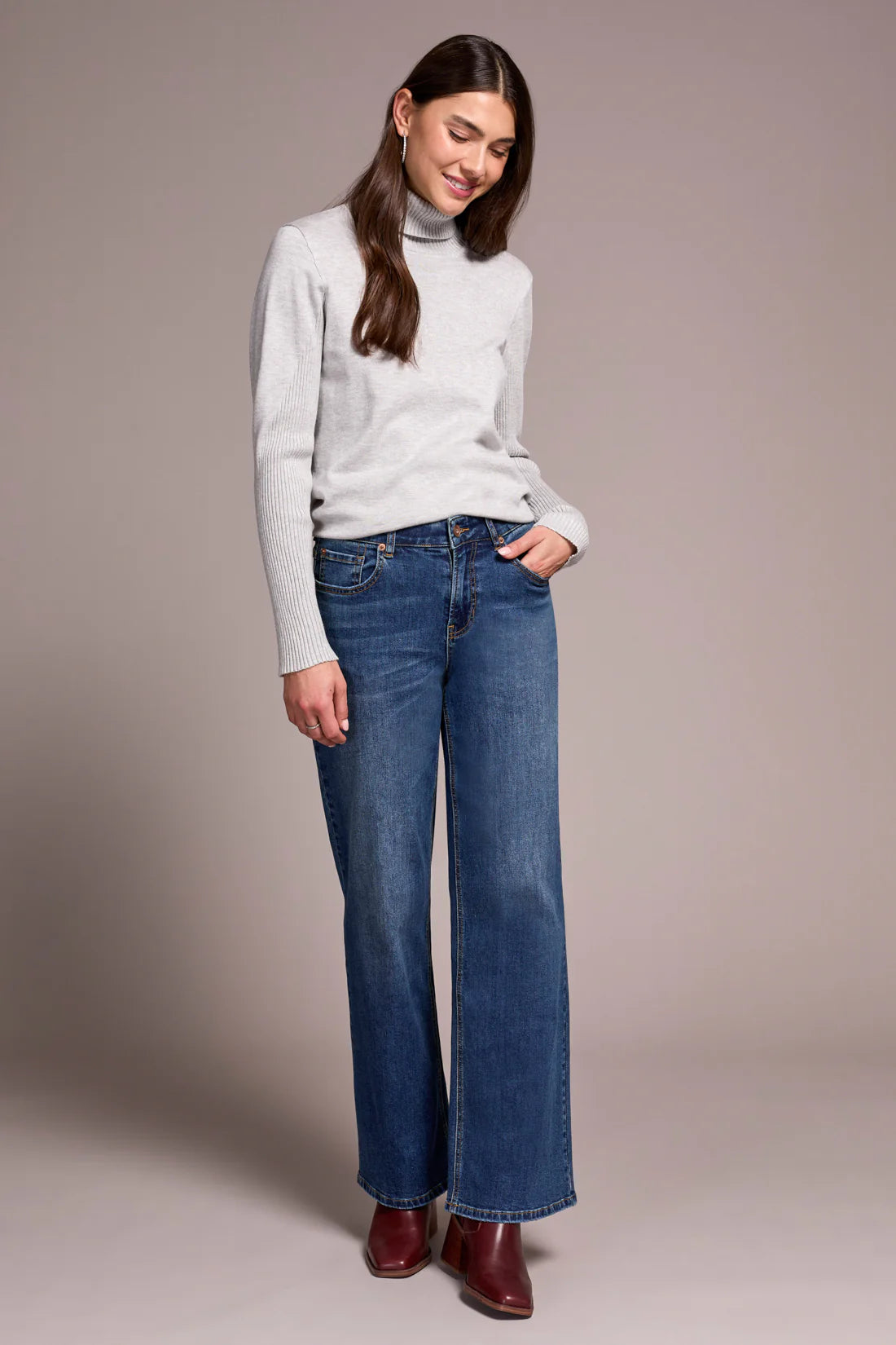 Tribal Petite Sophia Curvy Hugging Wide Leg Jeans