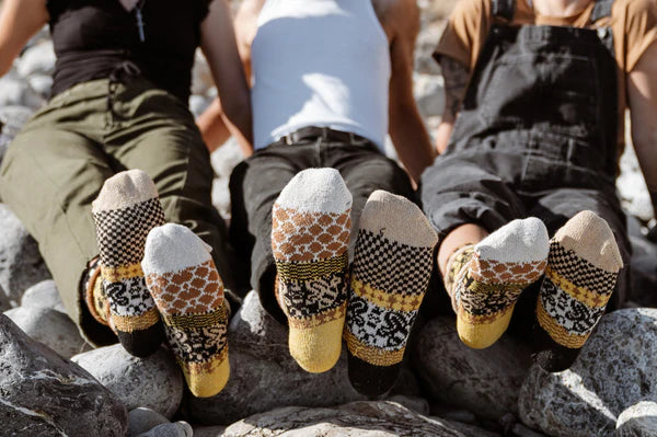 Solmate Crew Socks - Honeybee