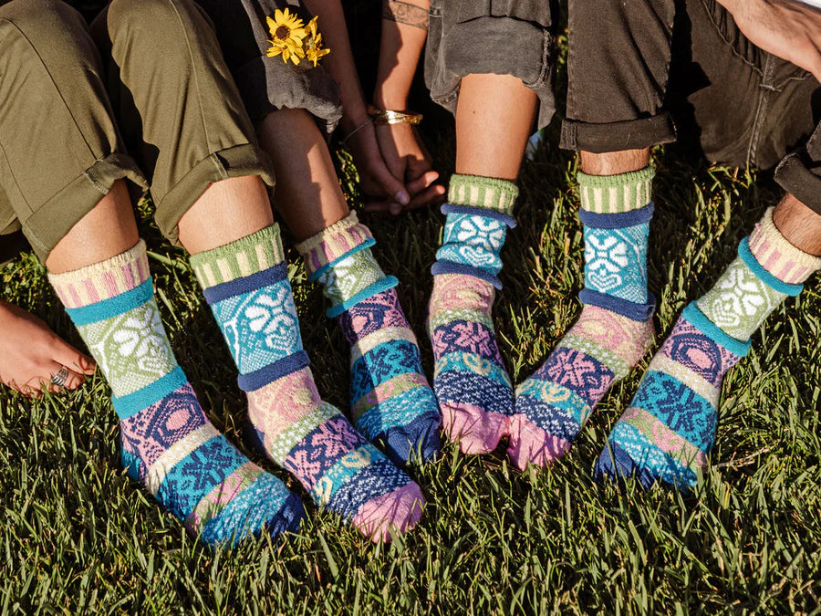 Solmate Crew Socks - Hummingbird