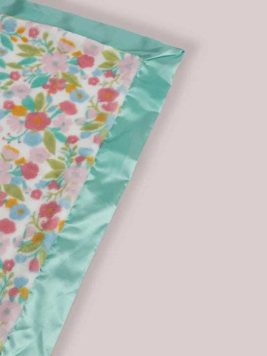 Sweet Daisy Reversible Blanket