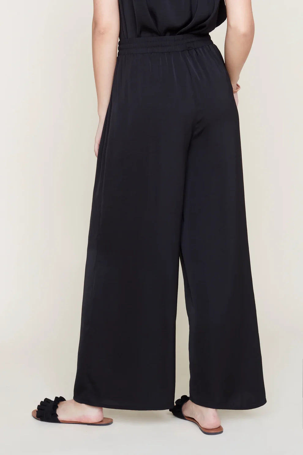 Renuar Wide Leg Woven Pant