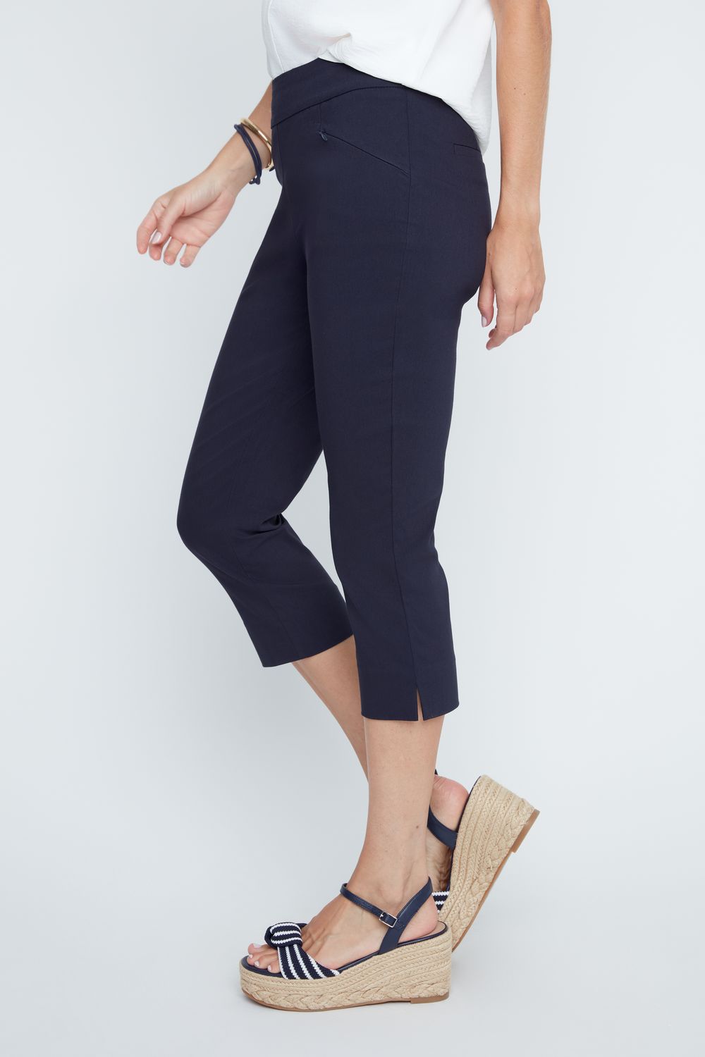 Renuar Woven Capri