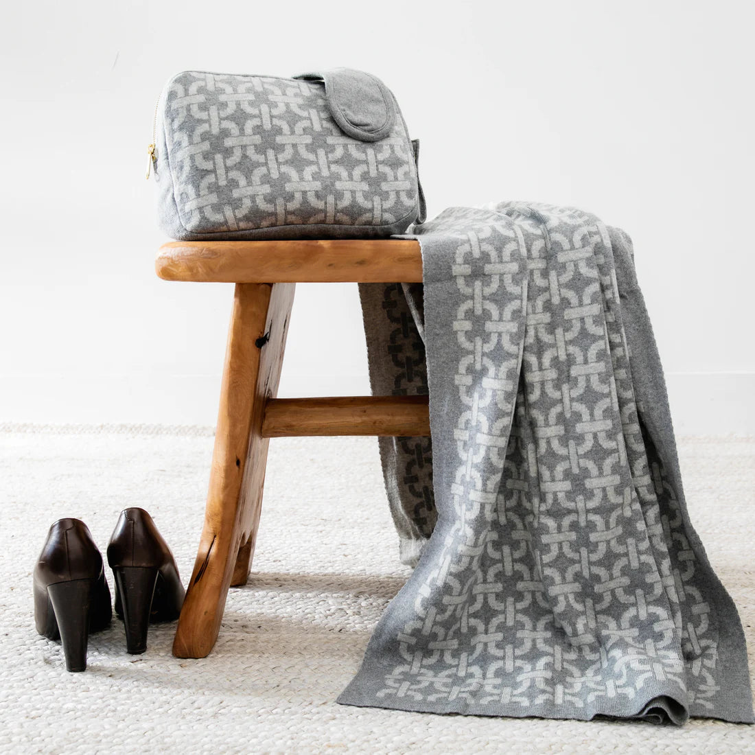 Travel Blanket Set - Chain