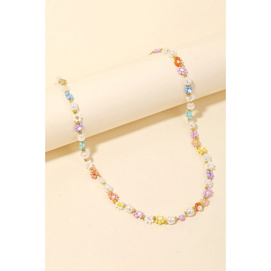 Flowers & Pearls Necklace