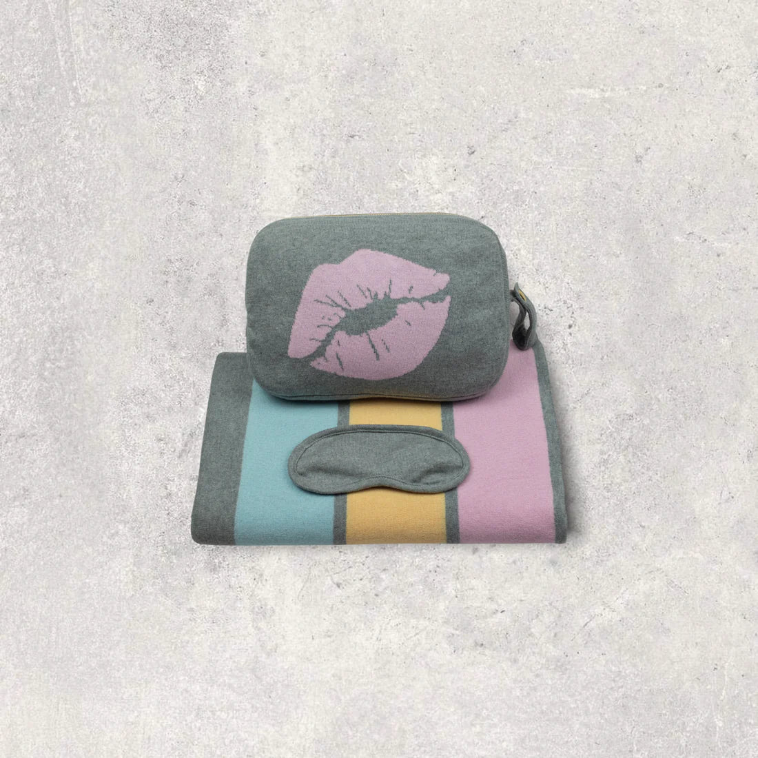 Travel Blanket Set - Kiss Lips