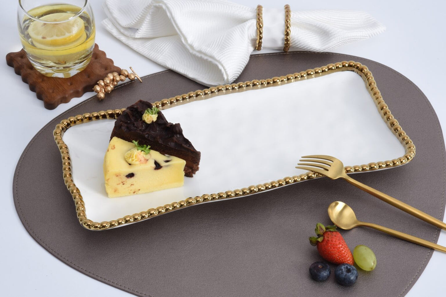 Pampa Bay Golden Salerno Medium Rect. Tray