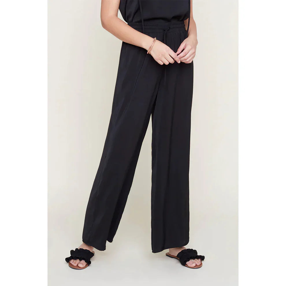 Renuar Wide Leg Woven Pant