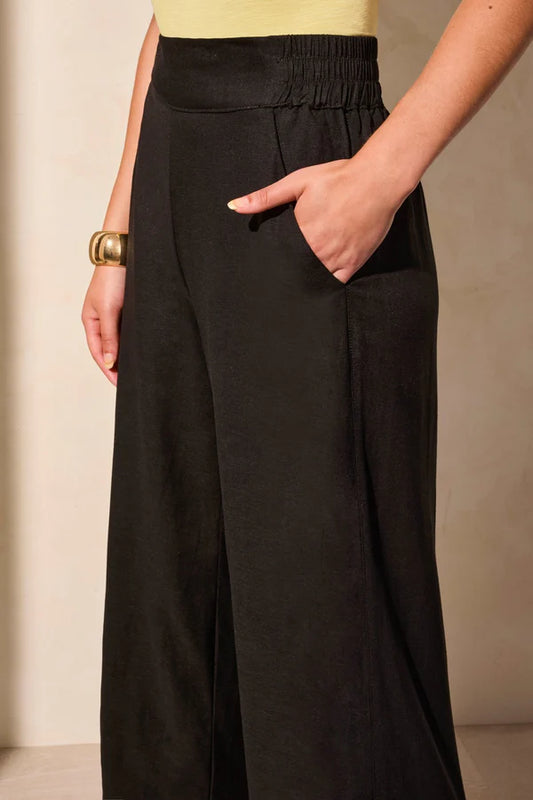 Tribal Pull On Ankle Pant W/ Hem Vent