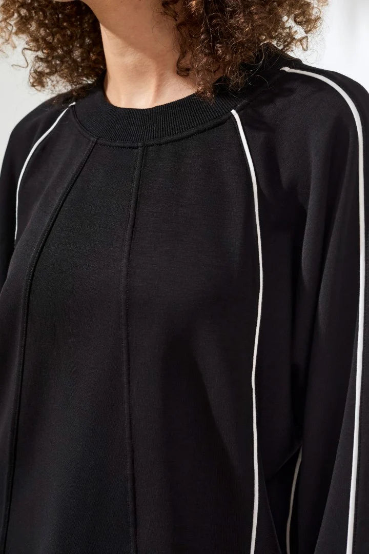 Tribal Techno Lux Longsleeve Dolman W/ Contrast Piping