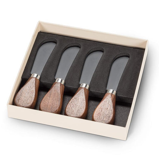 Set of 4 Walnut Handled Spreaders