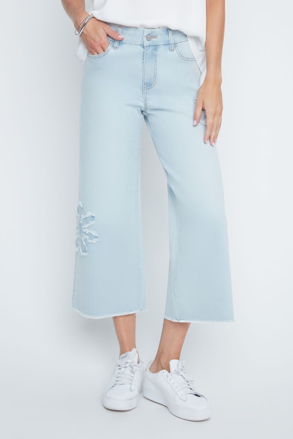 Renuar Flower Appliqué Jeans
